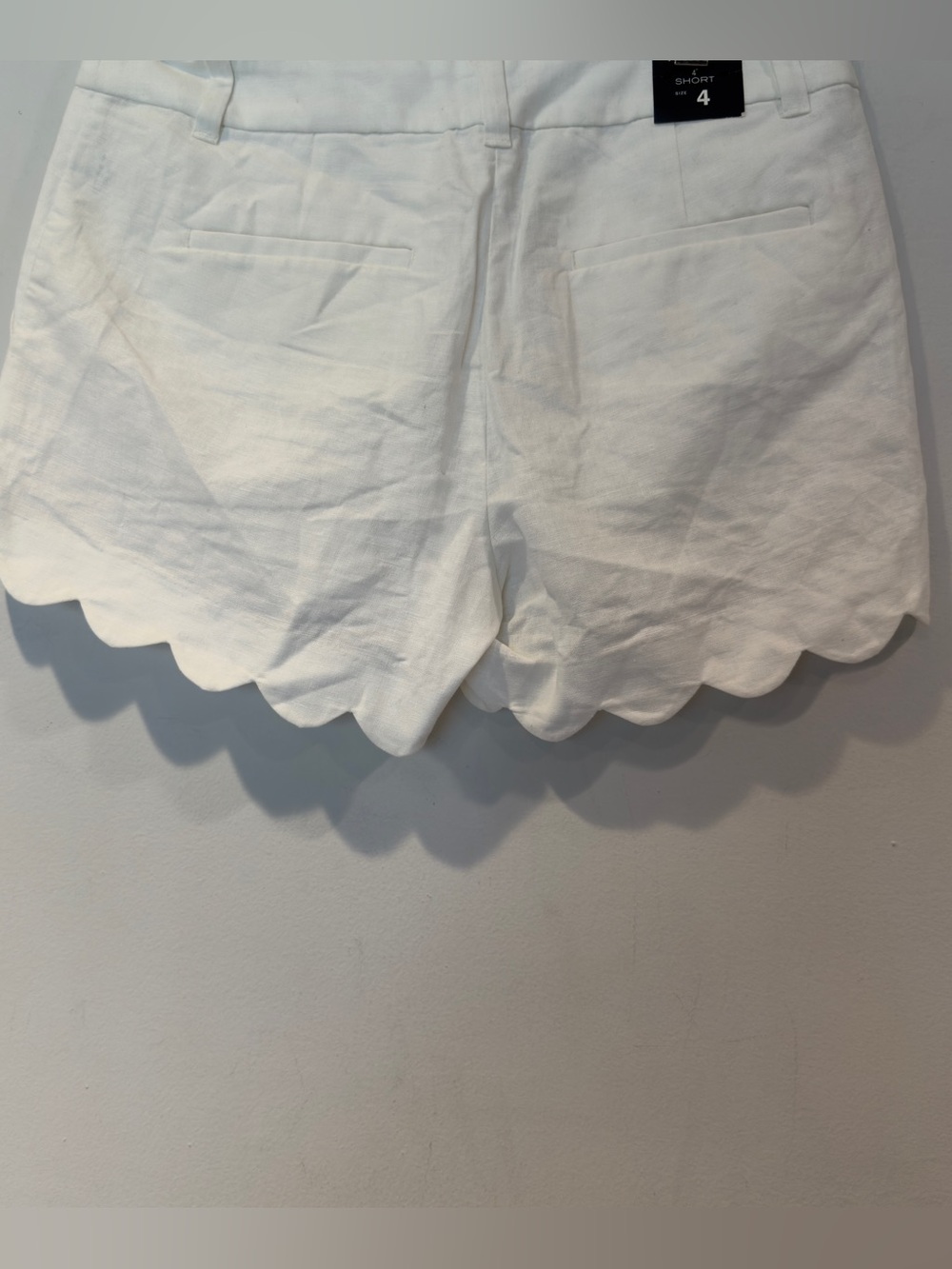 J. Crew Women's 4'' Short White Scallop Hem Shorts - Picture 2 of 8